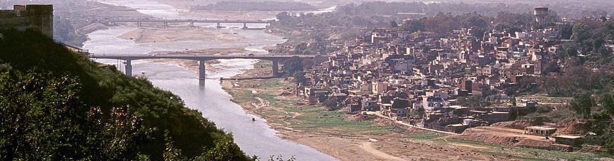 Rudra.Tours: Tawi River in Jammu, Katra and Vaishno Devi Tour . 